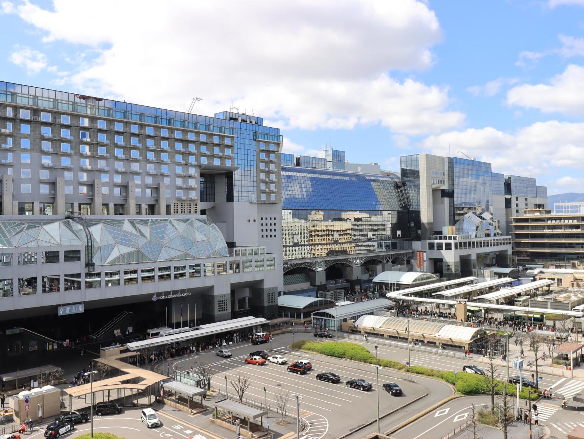 Tomiya With M's 4* Kyōto